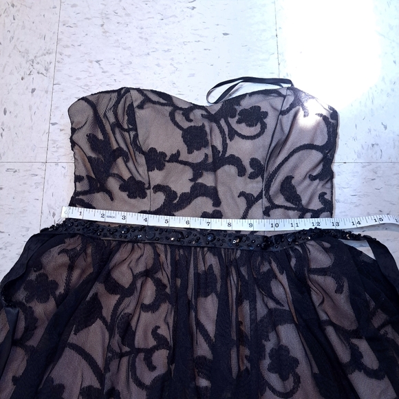 B. SMART | Black & tan tulle strapless mini prom dress - Picture 12 of 15